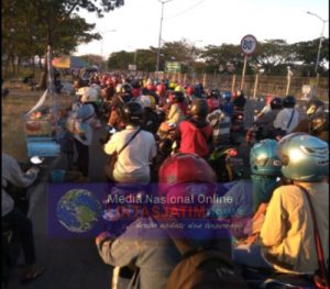 Pemudik Padati Jembatan Suramadu Menjelang Hari Raya Idul Adha