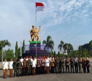 Sambut Hari Serangan Umum 4 Hari di Solo Dandim 0735/Surakarta Bersama Muspida Ziarah di TMP Jurug