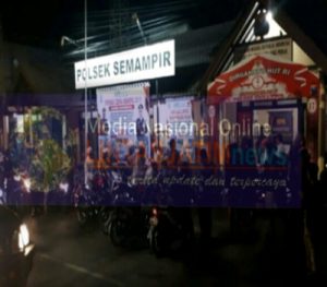 Bapak dan Anak Serta Menantu di Surabaya Terlibat Kasus Perampasan Ponsel