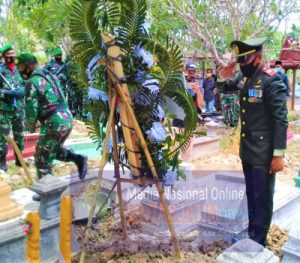 Danramil 05/Baturetno Pimpin Penghormatan Terakhir Almarhum Sertu (Purn) Maryono