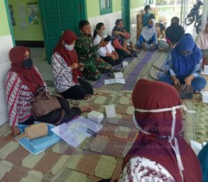 Anggota Koramil 01/Wonogiri Hadir Dalam Sosialisasi Protokol Kesehatan Oleh Puskesmas Wonogiri 2 Kepada Paguyuban Pedagang Keliling