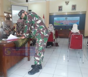 Batuud Koramil 03 Serengan Hadiri Sosialisasi dan Pertemuan Kader Posyandu