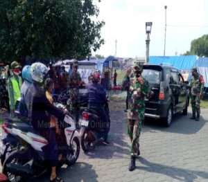 Danramil 05/Pasar Kliwon Pimpin Operasi Yustisi Masker Di Alun-alun Selatan