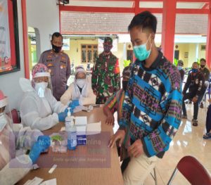 Koramil 24/Puhpelem Dampingi Rapid Test 276 Anggota PPS,PPK Dan KPPS