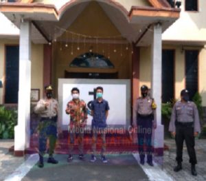 Pengamanan Polsek Semampir di Gereja HKBP Ujung Surabaya