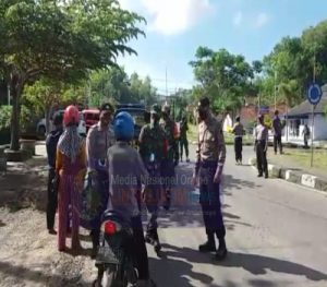 Petugas Gugus Tugas Gelar Ops Yustisi Di Perbatasan Provinsi