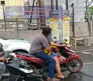 Pasangan Pengendara Mesum di Jalan Kenjeran Surabaya Diburu Polisi