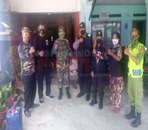 Wabah Covid-19 Belum Berakhir, Ini Yang Dilakukan Serda Ruben Bersama FKPPI 1135 Surakarta