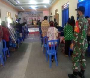 Anggota Koramil 22/Slogohimo Dan Polsek Laksanakan Pengamanan Ibadah Natal 2020