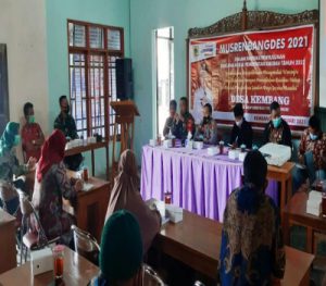 Danramil Jatipurno Bersama Babinsa Desa Kembang Hadiri Musrenbangdes 2021