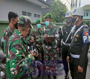 Denpom IV/4 Surakarta Periksa Kendaaraan Roda 2 Dan Roda 4 Di Kodim 0735/Surakarta, Ini Hasilnya