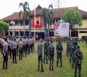 Jelang Pemberlakuan PSBB, TNI POLRI Surakarta Gelar Apel Gabungan