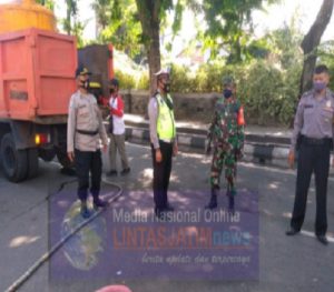 Operasi Penertiban Masker di Pintu Masuk Wisata Religi Ampel