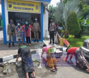 Camat Semampir Pimpin Penertiban Masker di Depan Pasar Pegirian Bersama Instansi Samping