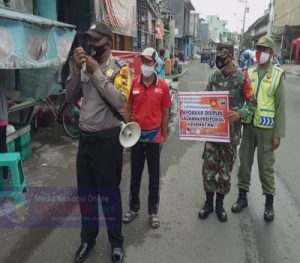 Woro-woro Salah Satu Jurus Babinsa Bersama Satgas Covid-19 Tingkatkan Kesadaran Masyarakat Patuhi Protokol Kesehatan