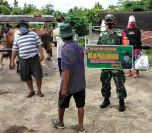 Anggota Koramil Jajaran Kodim 0728/Wonogiri Terus Berikan Himbauan Protokol Kesehatan Terhadap Masyarakat