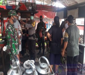 Patroli Bersama Sekaligus Bagi Masker Gratis