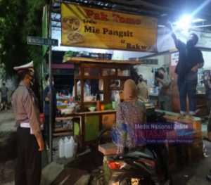 Operasi Jam Malam Dengan Sasaran Warung & Toko di Daerah Semampir