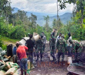 Disuguhi Pemandangan Yang Indah, Terjalin Kemanggulan TNI Dan Rakyat Di Lokasi TMMD Reguler Kodim 0728/Wonogiri