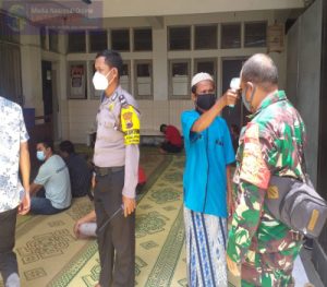 Ada Apa Babinsa dan Bhabinkamtibmas Kemlayan Datangi Masjid Anni’mah, inilah Jawabannya