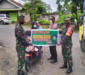 Sinergi TNI-Polri Kecamatan Puhpelem Himbau Warga Pentingnya Penggunaan Masker