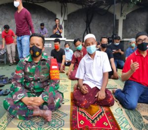 Tak Hanya Sholat Jum’at di Wilayah Binaan, Koptu Catur Juga Terapkan Edukasi Penerapan PPKM