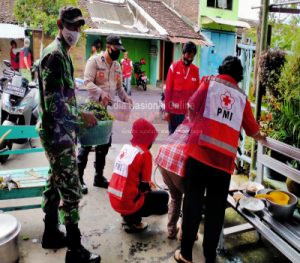 Serka M Nasirin Bersinergis Dengan SIBAT Kelurahan Nusukan Kelola Dapur Umum