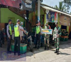 Tak Henti, Siang Dan Malam Anggota Koramil Bersama Polsek Karangtengah, Himbau Warga Terapkan Protkol kesehatan