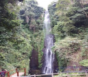 Putuk Truno Air Terjun Keabadian