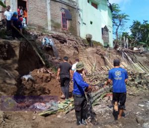 Peran Aktif Serda Daryono Dalam Pelaksanaan Kerja Bakti Pasca Tanah Longsor