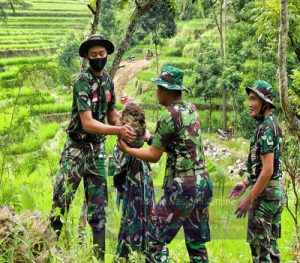 Berat Sama Dipikul, Ringan Sama Di Jinjing, Begitu Semboyan Satgas TMMD Reguler Kodim Wonogiri