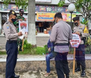 Mengedukasi Warga Masyarakat Yang Sedang Beraktifitas, Merupakan Tantangan Tersendiri