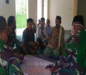 Waktu Luang Setelah Shalat Berjama’ah, Tak Disiakan Satgas Untuk Lebih Mendekatkan Dengan Warga