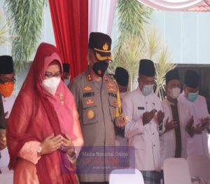 Kapolres Gresik Menghadiri Upacara Hari Ulang Tahun Pemerintah Kabupaten Gresik ke 47 dan Hari jadi Kota Gresik ke 534