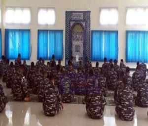 Prajurit Menart 2 Marinir Pasmar 2 Gelar Doa Bersama Untuk Keselamatan KRI Nanggala 402