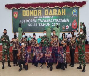 Peringati HUT Korem 074/Warastratama Ke-55, FKPPI 1135 Surakarta Ikuti Donor Darah