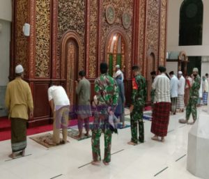 Dandim Solo Safari Sholat Subuh Berjama’ah Bersama Masyarakat, Inilah Tujuan dan Harapannya