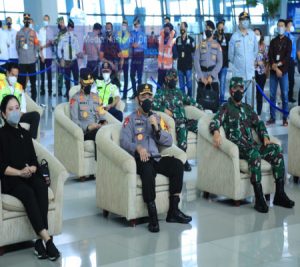 Tinjau Arus Mudik di Bandara Soetta, Kapolri Minta Perketat Pengawasan Warga dari Luar Negeri