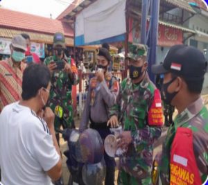 Cegah Penularan Covid 19, Personil Koramil Dan Polsek Ngadirojo Gelar Gakplin Prokes