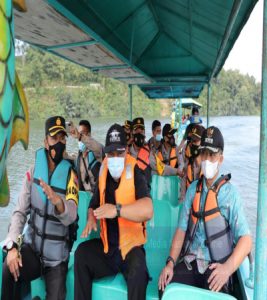 Kapolres Kebumen: Wisatawan Harus Pakai Pelampung Sampai Bunyi “Klik”