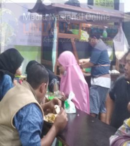 Goyang Lidah, Tahu Campur Pak Wi