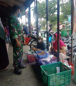 Begini Cara Babinsa Kelurahan Banjarsari Dalam Memutus Penyebaran Covid-19 di Wilayahnya