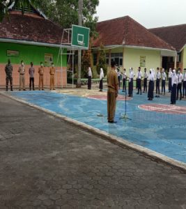 Satgas Penanganan Covid-19 Kecamatan Nguntoronadi Pantau Pelaksanaan Uji Coba PTM