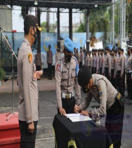 Komitmen Tidak Menyalahgunakan Narkoba, Anggota Polres Tulungagung Tanda Tangani Pakta Integritas