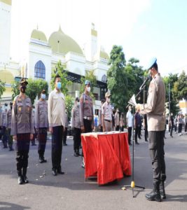 Komitmen Tidak Menyalahgunakan Narkoba, Personel Bidpropam Polda Jatim Tandatangani Pakta Integritas