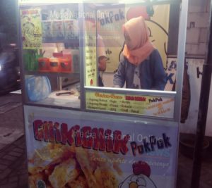 CHiKiCHiK POPOK AYAM PAK REZKI