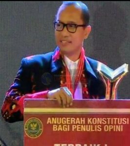 Prof.Dr.Suparto : Adanya Penambangan Liar, Bukti Macetnya Sistem Pemerintahan