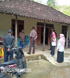 Babinsa Sendangsari Beserta Satgas Penanganan Covid-19 Kec: Batuwarno Laksanakan Tracing