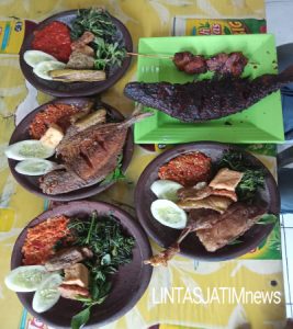 Menu Spesial Penyetan ikan bakar SIDOWAREG