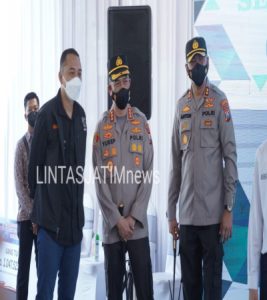 Walikota Surabaya, Bersama Kapolres Tanjung Perak & Forkopimda Serahkan Bantuan Dari Pelajar Untuk Pelajar